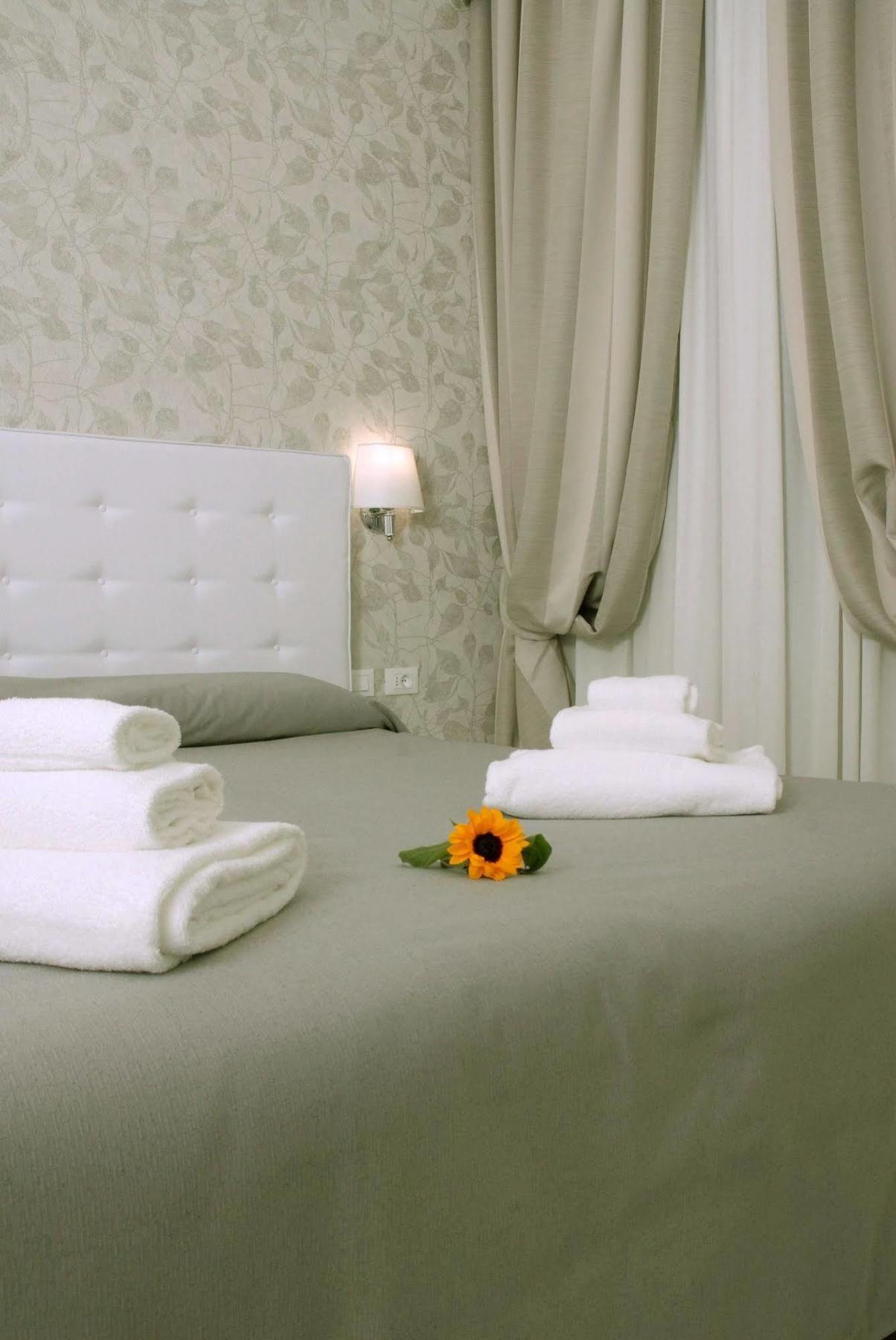 Gardenia Suite Roma Dış mekan fotoğraf
